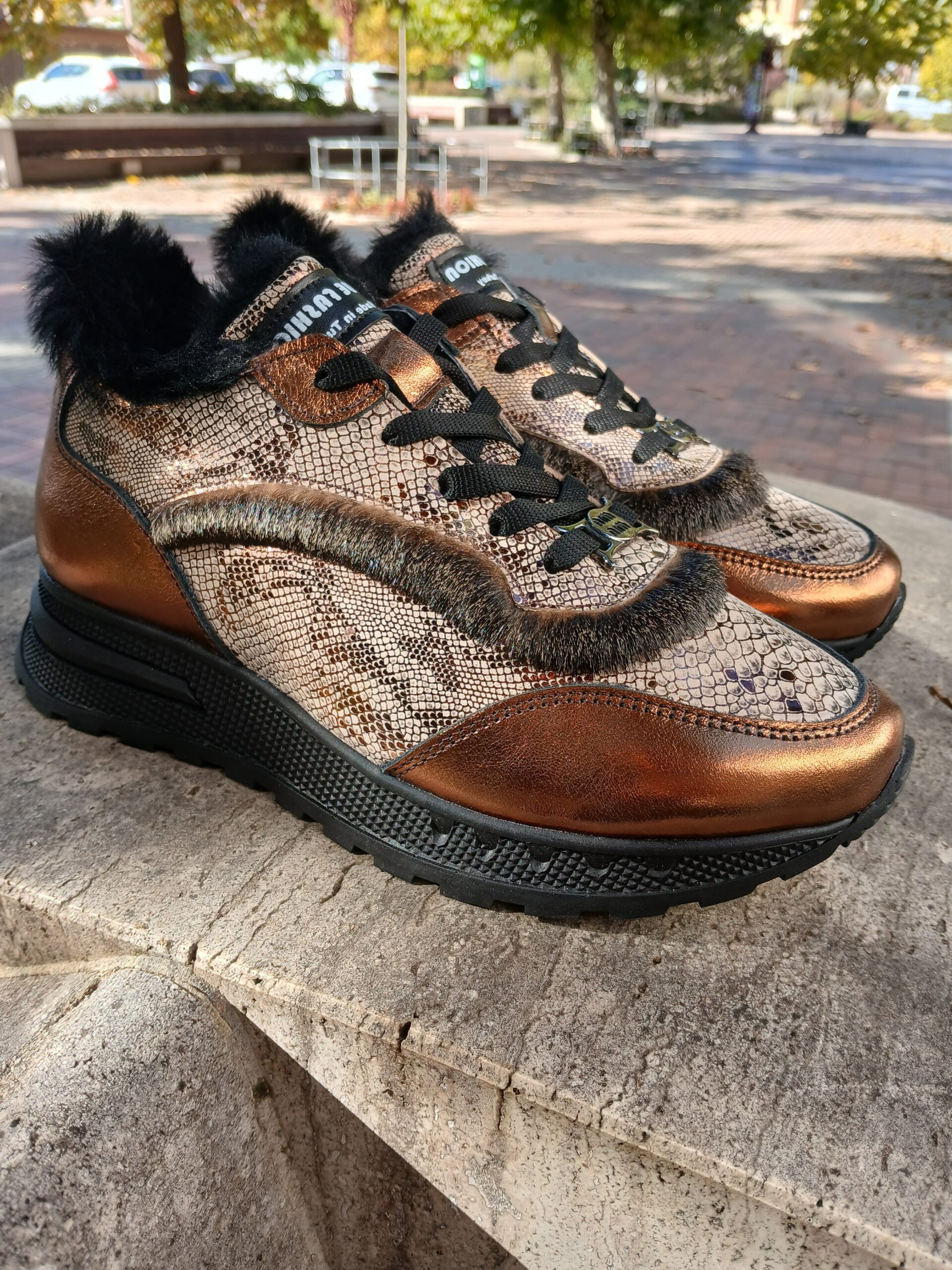 tuttobene_tight_sports shoes TuttoBene szőrös sportcipő - Image 1