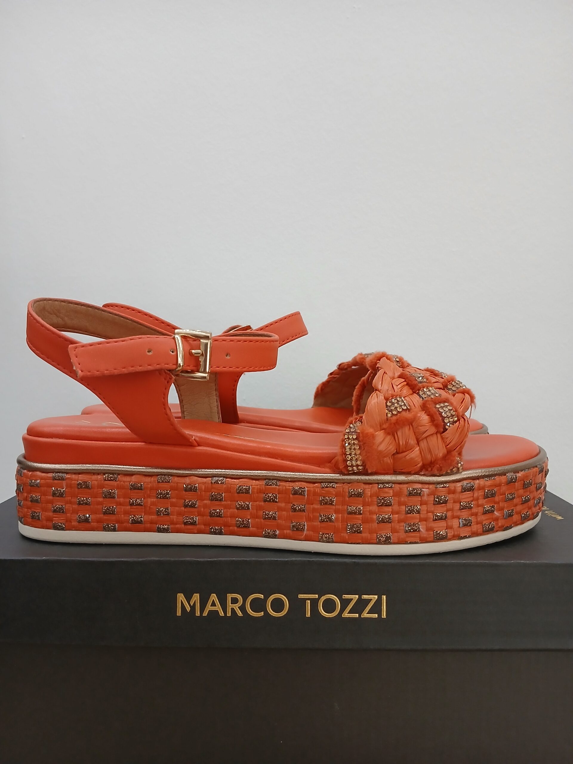 marcotozzi_narancs_szandal Marco Tozzi narancssárga szandál - Kép 1